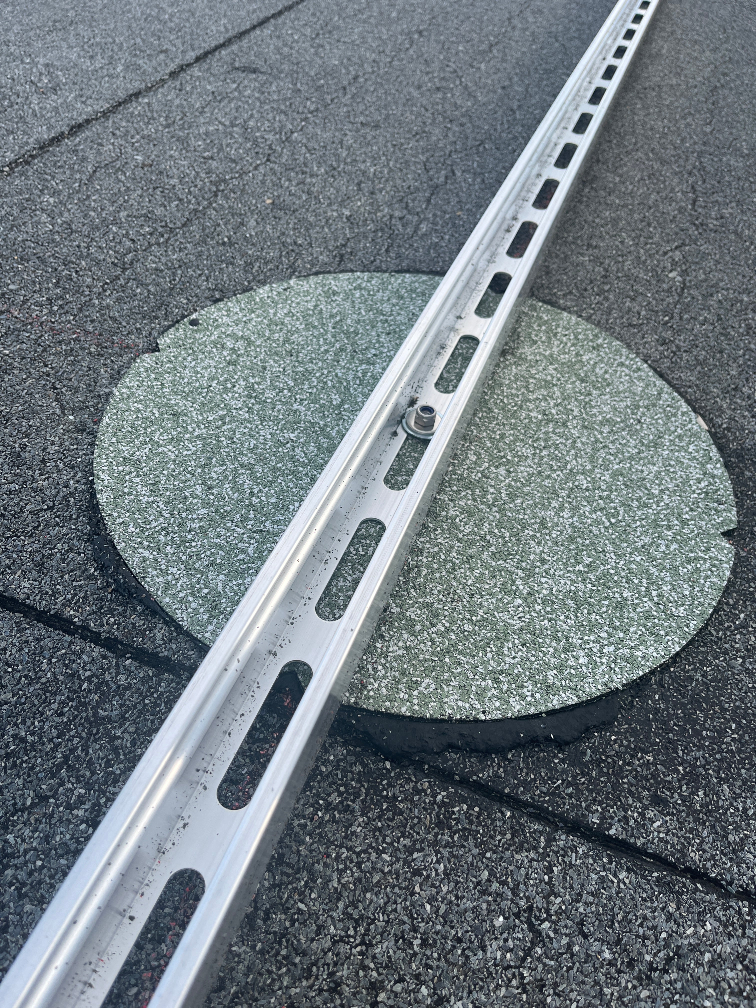 AMPIX® BIT - Montagehalter für das Flachdach (20 Stück / Karton)