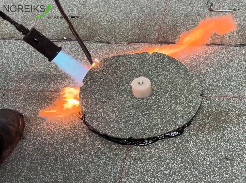 AMPIX® BIT - Montagehalter für das Flachdach (20 Stück / Karton)